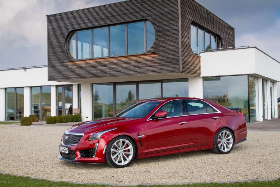  Cadillac CTS-V 2015 года  (WW) (фото 13 из 18)